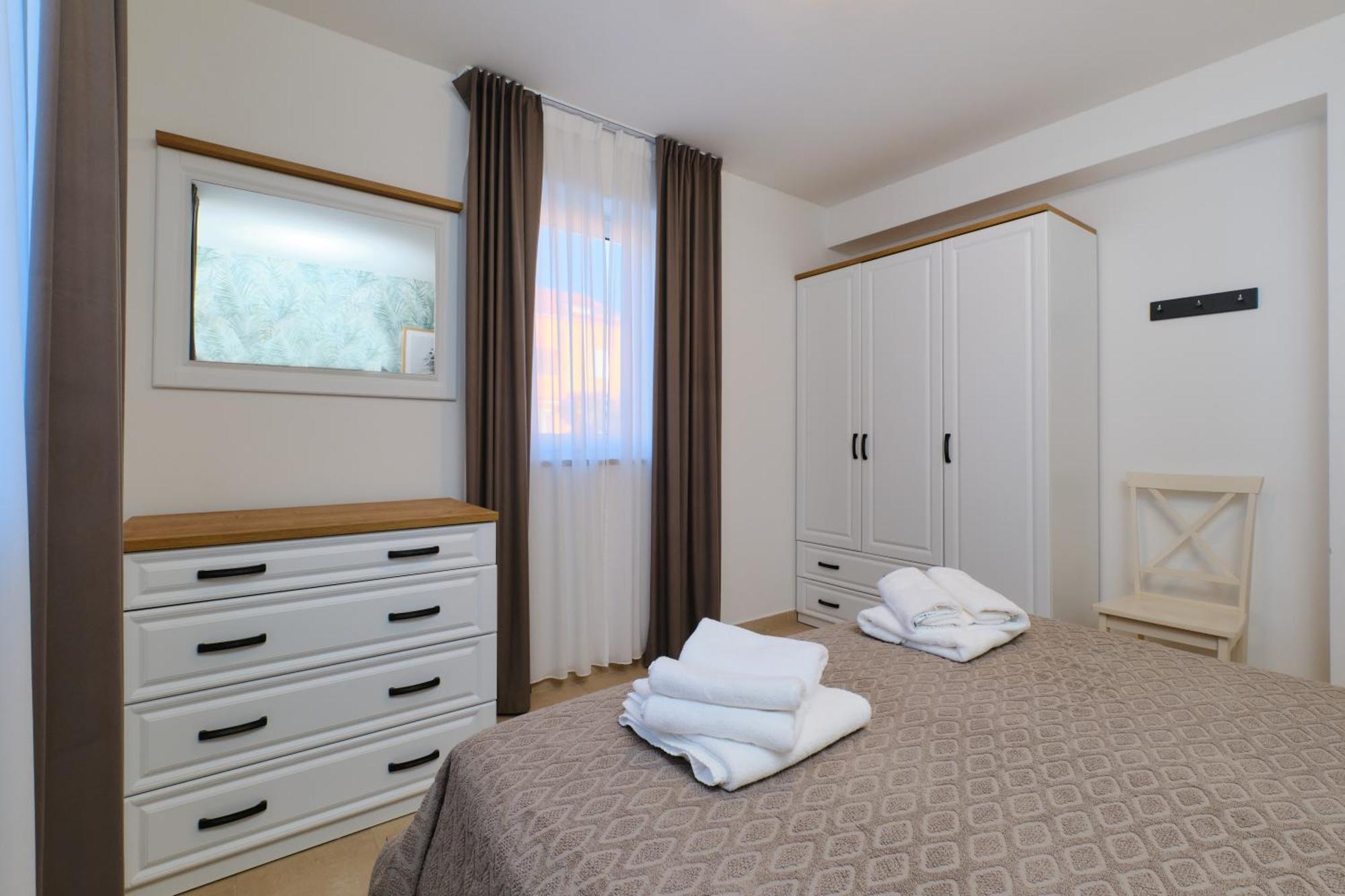 Apartments Divna Mali Losinj Exterior photo