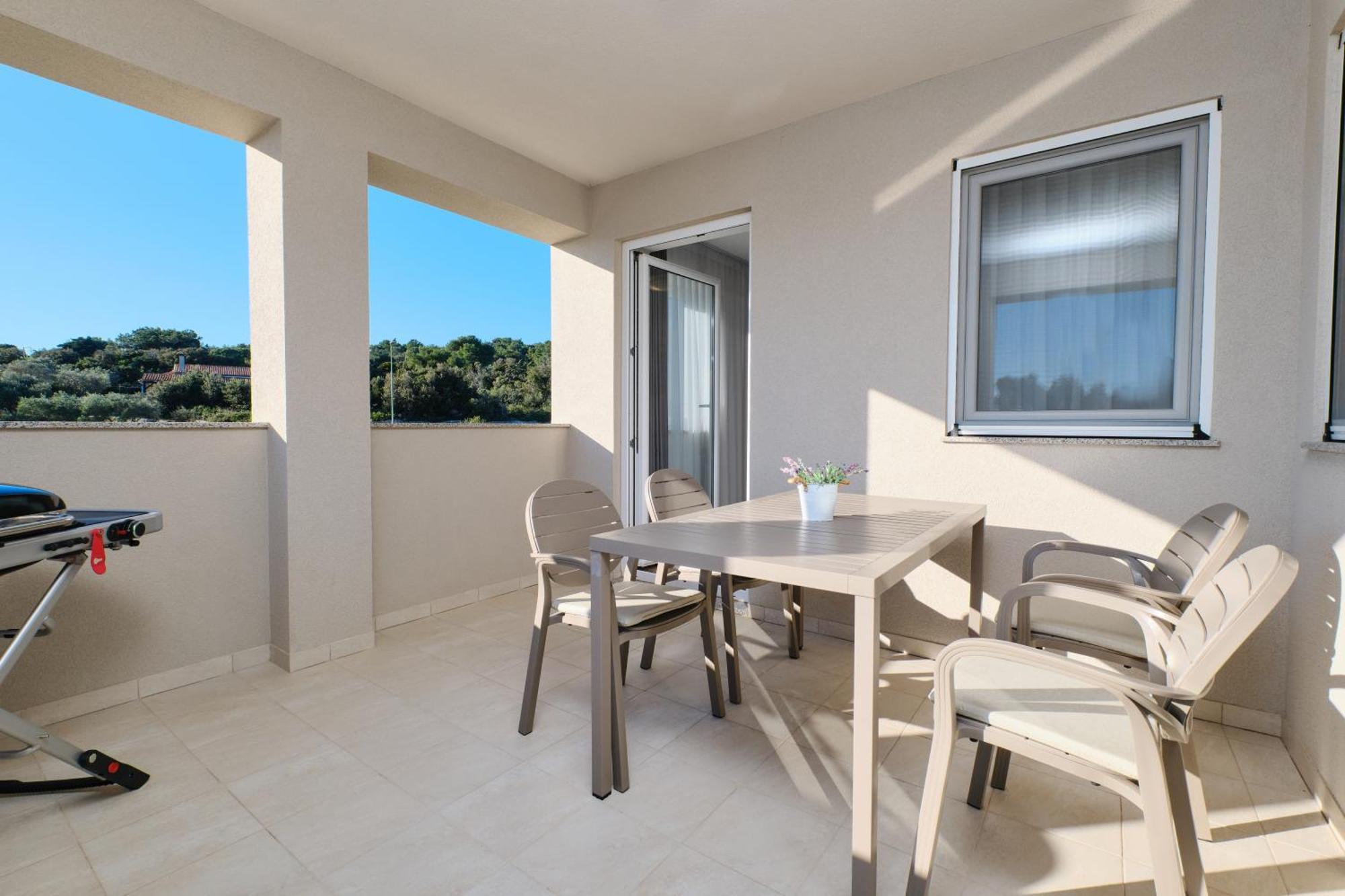 Apartments Divna Mali Losinj Exterior photo